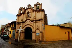 Capilla Santa Cruz de Tlazcalchica