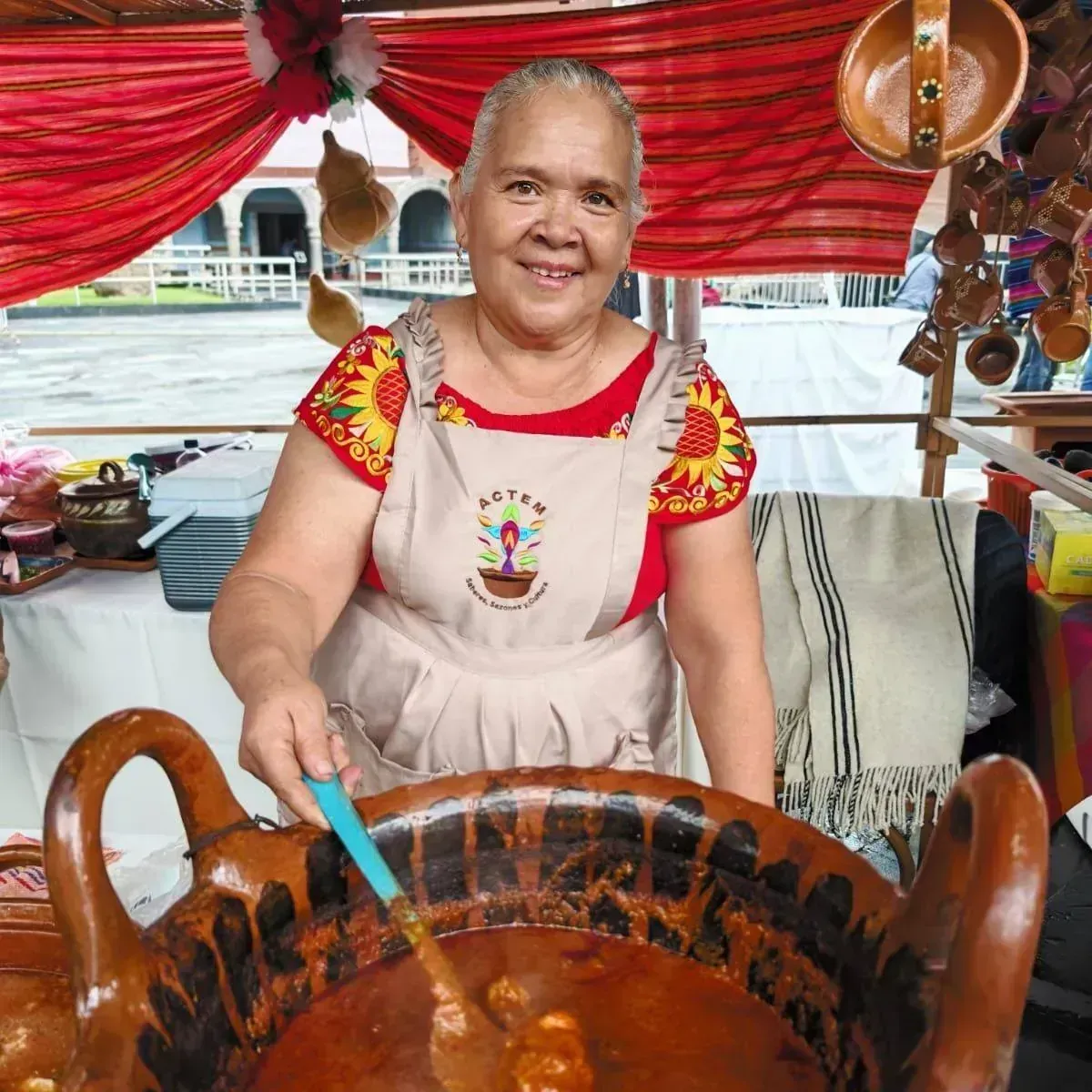 Cocinera Tradicional María del Carmen Rivera Sandoval